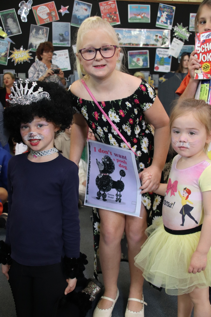 Year 3-4 Book Week Parade - Waggrakine Primary School