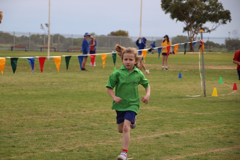 Year 2 Girls Cross Country - Waggrakine Primary School