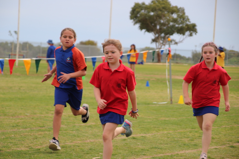 Year 2 Girls Cross Country - Waggrakine Primary School