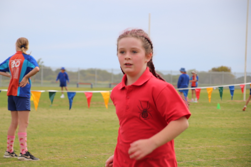 Year 2 Girls Cross Country - Waggrakine Primary School