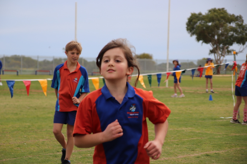 Year 2 Girls Cross Country - Waggrakine Primary School