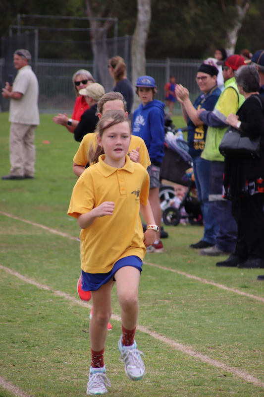 Year 3 Girls Cross Country 2020 - Waggrakine Primary School