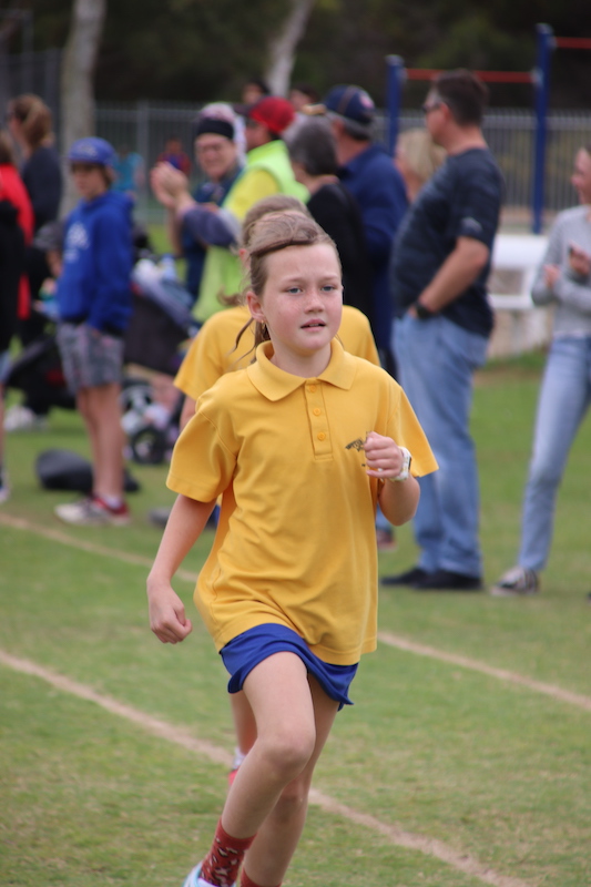 Year 3 Girls Cross Country 2020 - Waggrakine Primary School